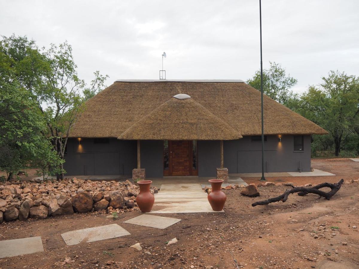Pata Pata House Villa Marloth Park Eksteriør bilde